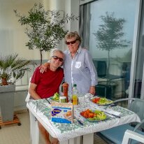 IMG_20180727_121957 27/07/2018 - Dernier déjeuner à La Baule chez la maman de Gilles. Last lunch at Gilles' mother's at La Baule - a bit sad to say goodbye but there is talk of her...